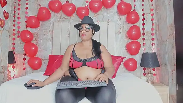 AranzaLatinBlacks online show from February 14, 7:02 pm