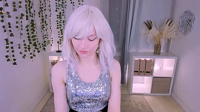 Snapshot of Bat_Laughing chatting on January 15, 12:15 pm Bat Laughing online show from January 15, 12:15 pm