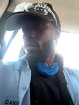 danieldonte online show from November 17, 10:04 pm