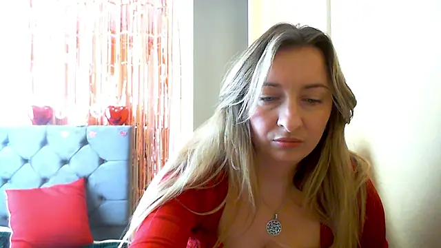 SusanCurt online show from March 6, 10:34 am