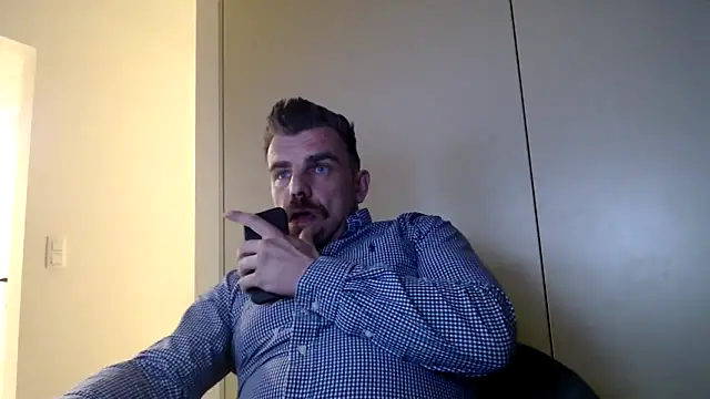 mrbigballs online show from May 1, 9:52 pm