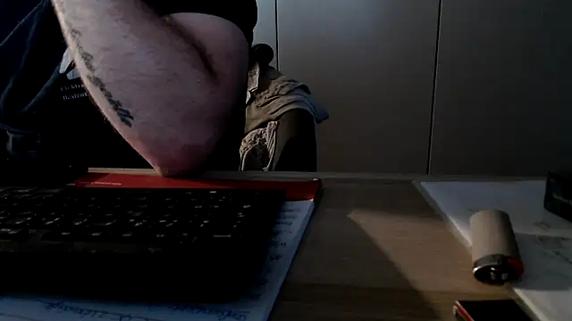 Snapshot of mrbigballs chatting on May 11, 7:33 pm mrbigballs online show from May 11, 7:33 pm