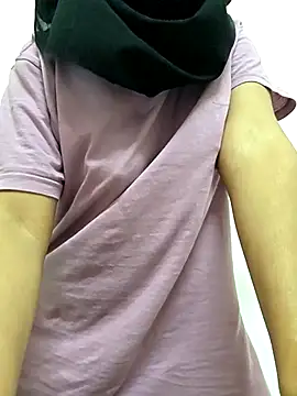 Snapshot of lisa_fun chatting on March 2, 9:10 pm lisa fun online show from March 2, 9:10 pm