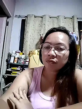 Snapshot of asianwet4u chatting on February 28, 10:52 am asianwet4u online show from February 28, 10:52 am