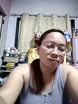 Snapshot of asianwet4u chatting on March 2, 8:16 am asianwet4u online show from March 2, 8:16 am