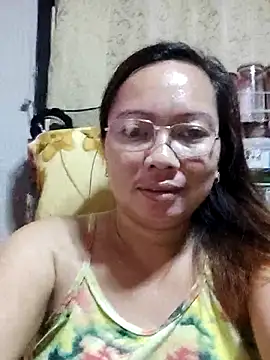 Snapshot of asianwet4u chatting on March 2, 10:16 pm asianwet4u online show from March 2, 10:16 pm