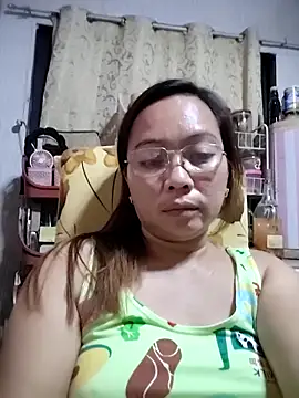 Snapshot of asianwet4u chatting on March 4, 1:06 pm asianwet4u online show from March 4, 1:06 pm