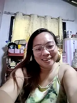 Snapshot of asianwet4u chatting on March 13, 1:32 am asianwet4u online show from March 13, 1:32 am