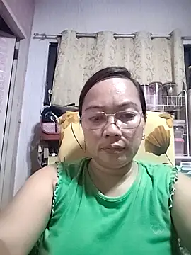 Snapshot of asianwet4u chatting on March 15, 10:57 am asianwet4u online show from March 15, 10:57 am