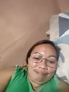 Snapshot of asianwet4u chatting on March 15, 3:37 pm asianwet4u online show from March 15, 3:37 pm