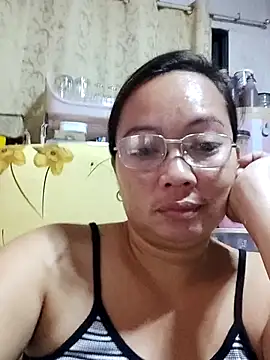 Snapshot of asianwet4u chatting on March 17, 9:55 pm asianwet4u online show from March 17, 9:55 pm