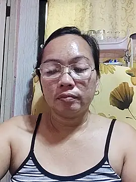 Snapshot of asianwet4u chatting on March 18, 1:53 am asianwet4u online show from March 18, 1:53 am