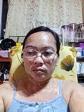 Snapshot of asianwet4u chatting on March 20, 4:20 pm asianwet4u online show from March 20, 4:20 pm