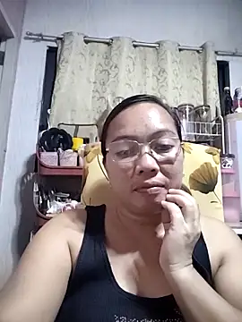 Snapshot of asianwet4u chatting on March 21, 11:01 am asianwet4u online show from March 21, 11:01 am