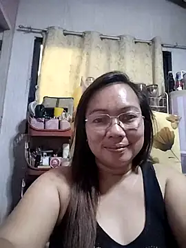 Snapshot of asianwet4u chatting on March 22, 1:00 am asianwet4u online show from March 22, 1:00 am