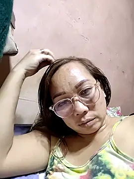 Snapshot of asianwet4u chatting on September 9, 3:22 pm asianwet4u online show from September 9, 3:22 pm