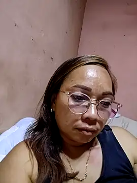 Snapshot of asianwet4u chatting on September 17, 2:30 pm asianwet4u online show from September 17, 2:30 pm