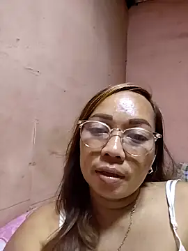 Snapshot of asianwet4u chatting on September 18, 1:57 pm asianwet4u online show from September 18, 1:57 pm