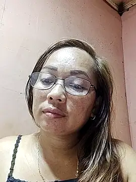 Snapshot of asianwet4u chatting on September 21, 5:31 am asianwet4u online show from September 21, 5:31 am