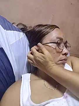 Snapshot of asianwet4u chatting on September 22, 1:57 pm asianwet4u online show from September 22, 1:57 pm