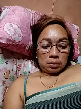 Snapshot of asianwet4u chatting on October 7, 11:29 am asianwet4u online show from October 7, 11:29 am