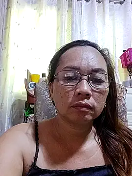 Snapshot of asianwet4u chatting on October 20, 3:29 am asianwet4u online show from October 20, 3:29 am