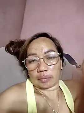 Snapshot of asianwet4u chatting on November 26, 4:46 am asianwet4u online show from November 26, 4:46 am