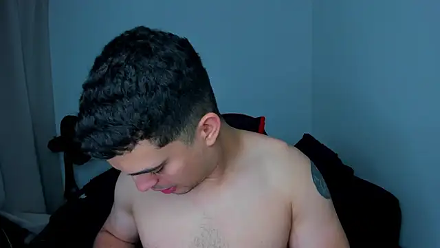 tanner hard  online show from March 7, 1:31 am