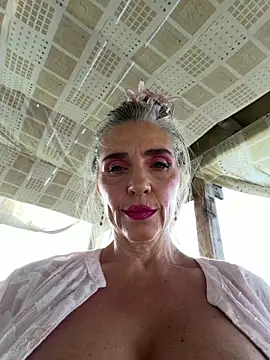 Snapshot of Alimela chatting on June 27, 3:17 pm Alimela online show from June 27, 3:17 pm