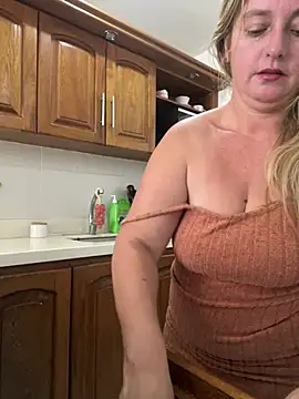 moniquerainx online show from February 10, 3:05 pm