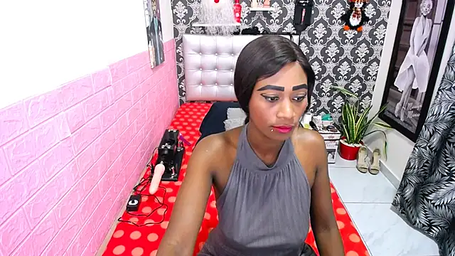 stNatashaBrunette online show from December 15, 1:24 am
