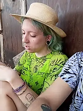 Snapshot of Rabit_Snake chatting on January 24, 8:22 pm Rabit Snake online show from January 24, 8:22 pm