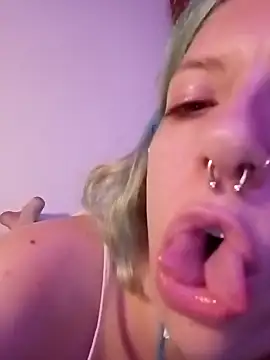 Snapshot of Rabit_Snake chatting on January 28, 5:11 am Rabit Snake online show from January 28, 5:11 am