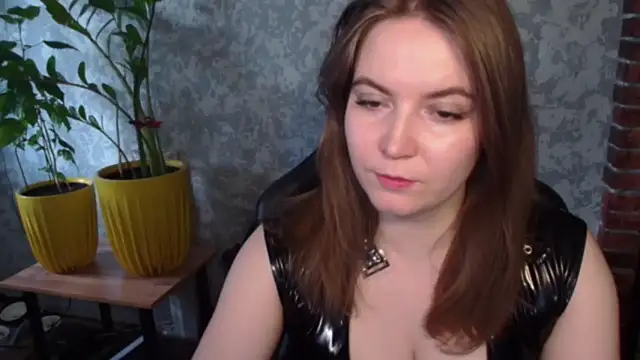 AlessaBlackMoon online show from June 5, 3:51 pm