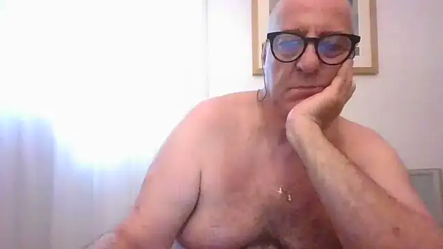 Snapshot of ANONIMO7735 chatting on June 30, 4:41 pm ANONIMO7735 online show from June 30, 4:41 pm