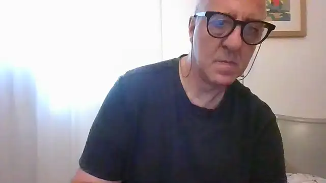 Snapshot of ANONIMO7735 chatting on July 5, 4:25 pm ANONIMO7735 online show from July 5, 4:25 pm