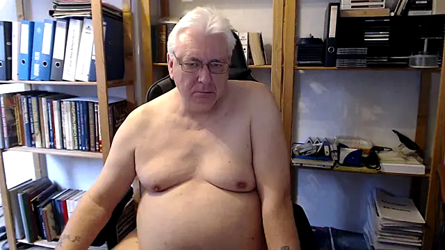 SchwanzhureXXL online show from March 13, 9:49 am