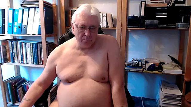 SchwanzhureXXL online show from April 1, 8:59 am