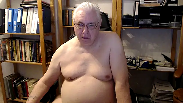 SchwanzhureXXL online show from April 7, 4:35 am