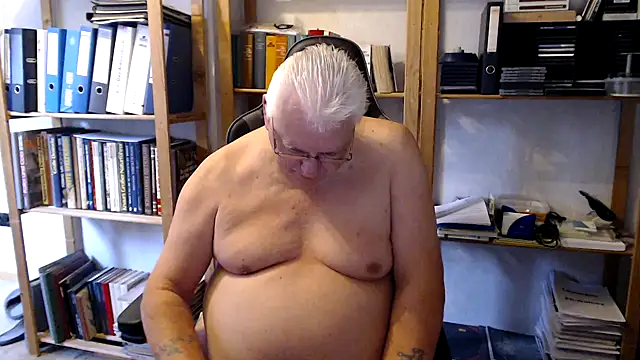 SchwanzhureXXL online show from July 4, 5:46 am
