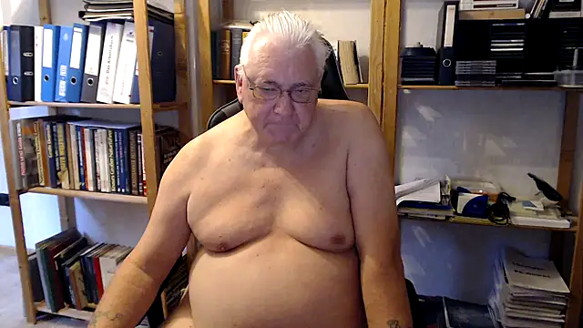 SchwanzhureXXL online show from July 9, 4:38 am