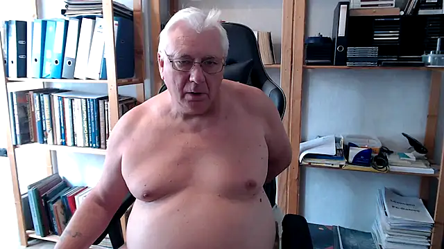 SchwanzhureXXL online show from July 16, 2:34 pm