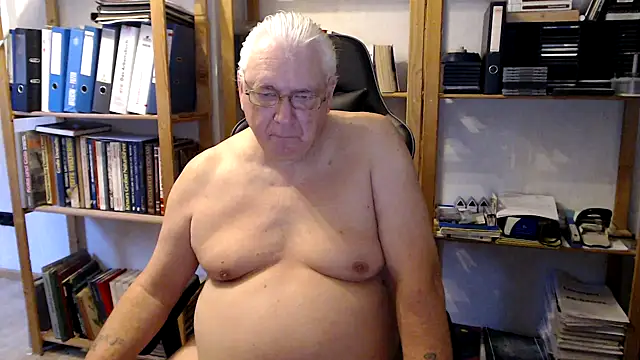 SchwanzhureXXL online show from August 3, 4:22 am