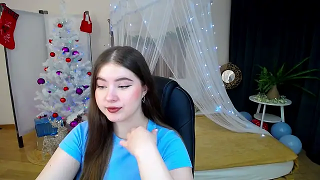 NicoleFoxery online show from December 26, 6:22 pm