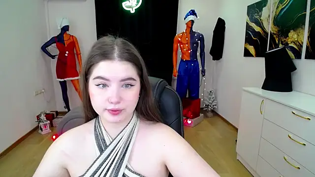 NicoleFoxery online show from December 28, 6:18 pm