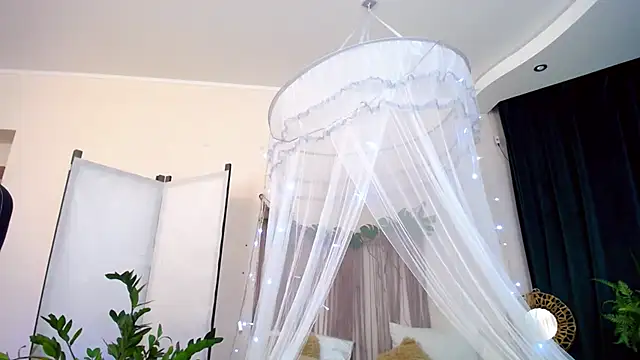 NicoleFoxery online show from January 24, 6:24 am