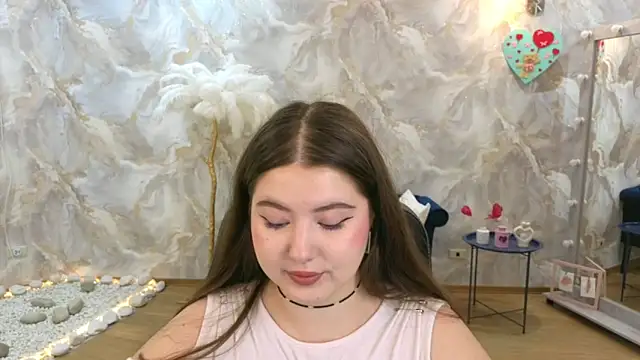 Snapshot of NicoleFoxery chatting on February 17, 6:25 pm NicoleFoxery online show from February 17, 6:25 pm