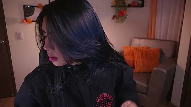 Isabella dior online show from October 25, 3:29 pm