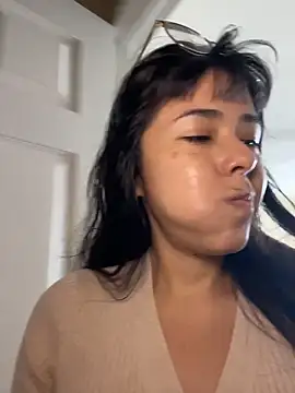 Evie-Luna online show from November 30, 7:07 pm