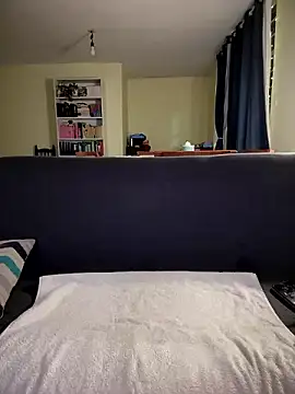 marylr2 online show from December 3, 4:14 am